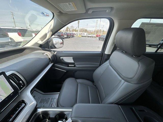 new 2026 Ford Expedition car, priced at $71,989
