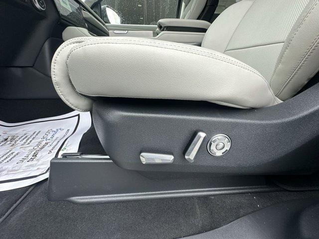 new 2026 Lincoln Navigator L car, priced at $180,667