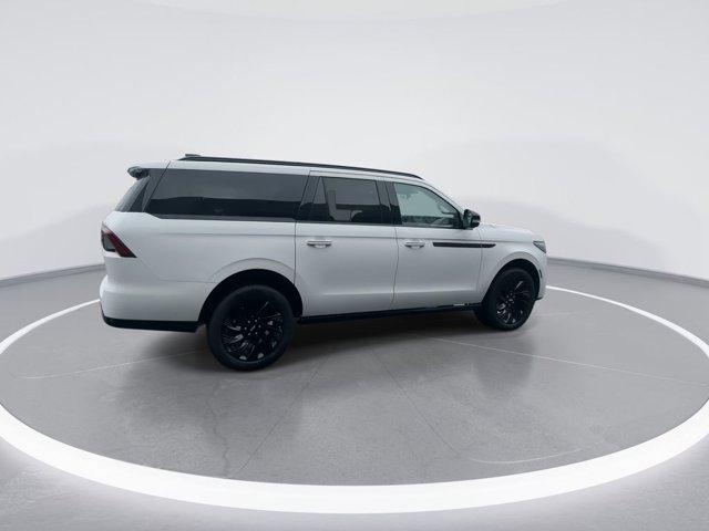 new 2026 Lincoln Navigator L car, priced at $180,667