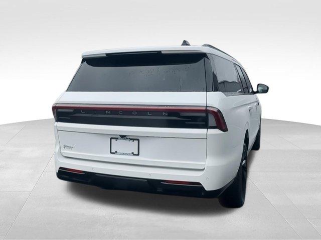 new 2026 Lincoln Navigator L car, priced at $105,256