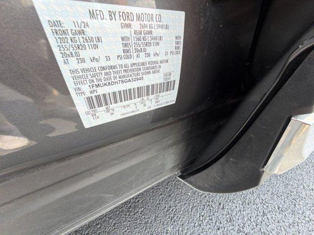 used 2025 Ford Explorer car, priced at $38,588