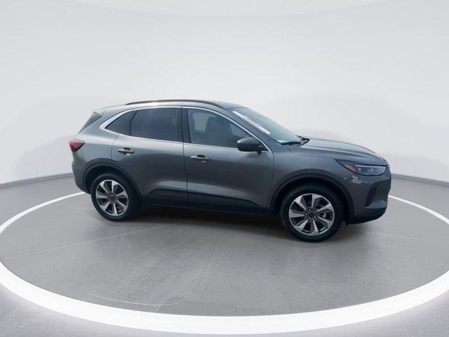 used 2025 Ford Escape car, priced at $27,900