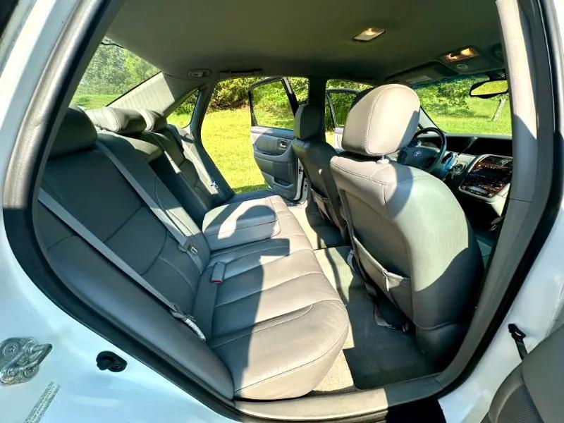 used 2003 Toyota Avalon car, priced at $3,950