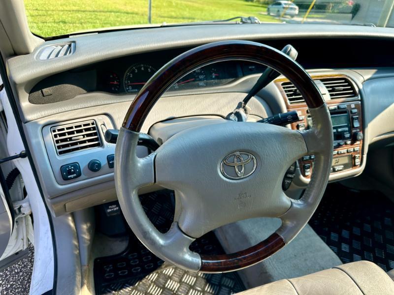 used 2003 Toyota Avalon car, priced at $3,950