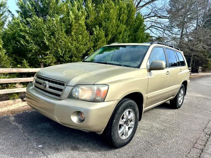 used 2006 Toyota Highlander car, priced at $4,950