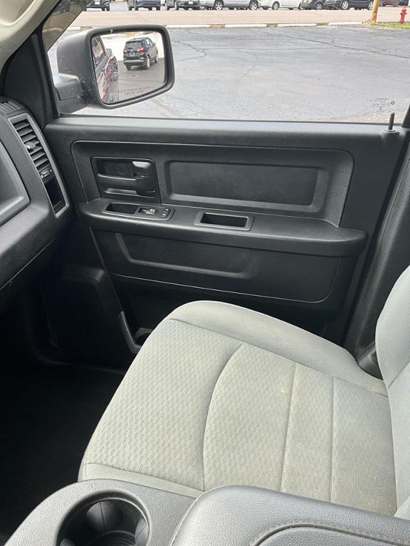 used 2019 Ram 1500 Classic car, priced at $21,880