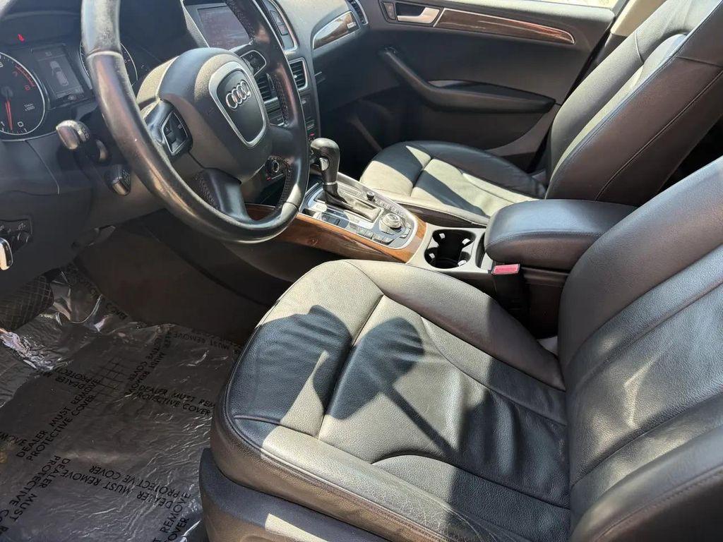 Audi Q5 view 15