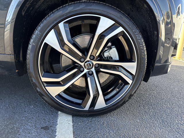 used 2022 Volvo XC90 Recharge Plug-In Hybrid car, priced at $37,561