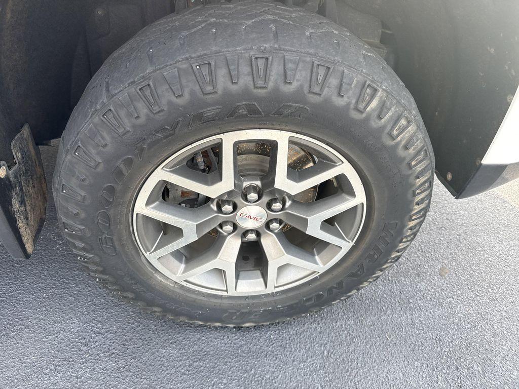 used 2021 GMC Canyon car, priced at $34,888