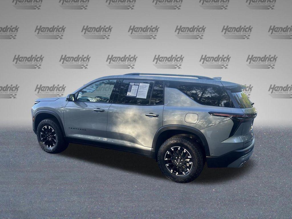 used 2025 Chevrolet Traverse car, priced at $52,586