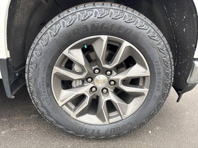 used 2021 Chevrolet Silverado 1500 car, priced at $35,106