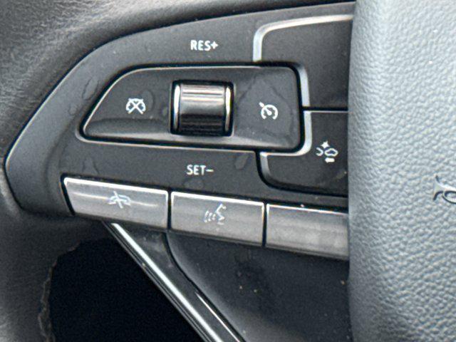 used 2024 Cadillac XT6 car, priced at $37,752