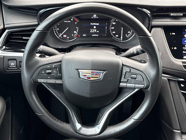 used 2024 Cadillac XT6 car, priced at $37,752