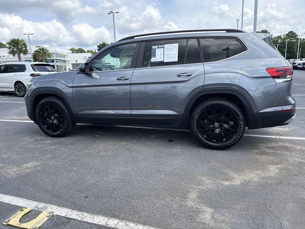 used 2024 Volkswagen Atlas car, priced at $30,567