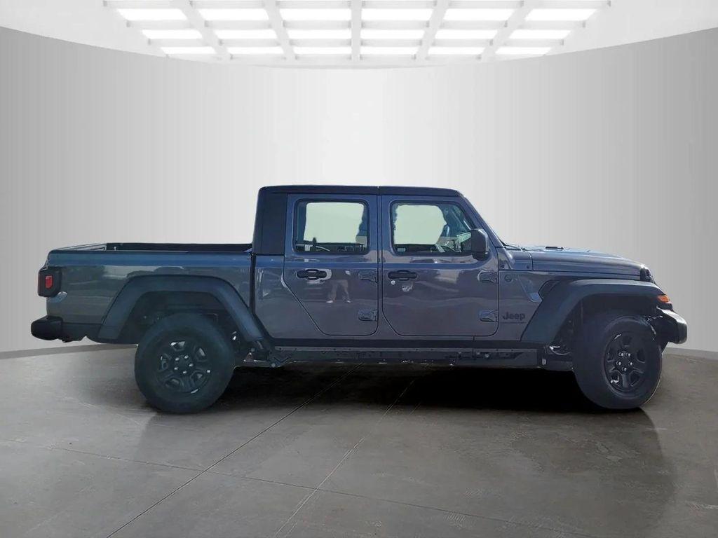 new 2026 Jeep Gladiator car, priced at $37,271