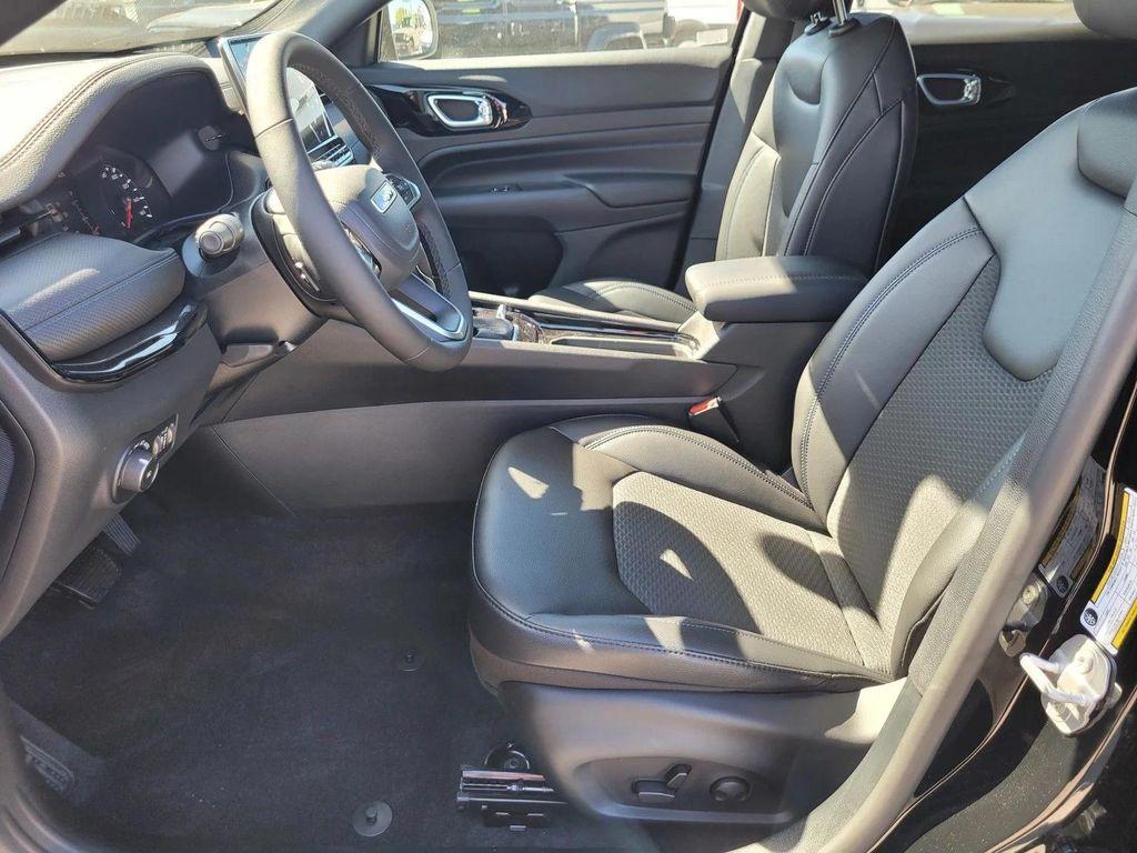 new 2026 Jeep Compass car, priced at $36,326