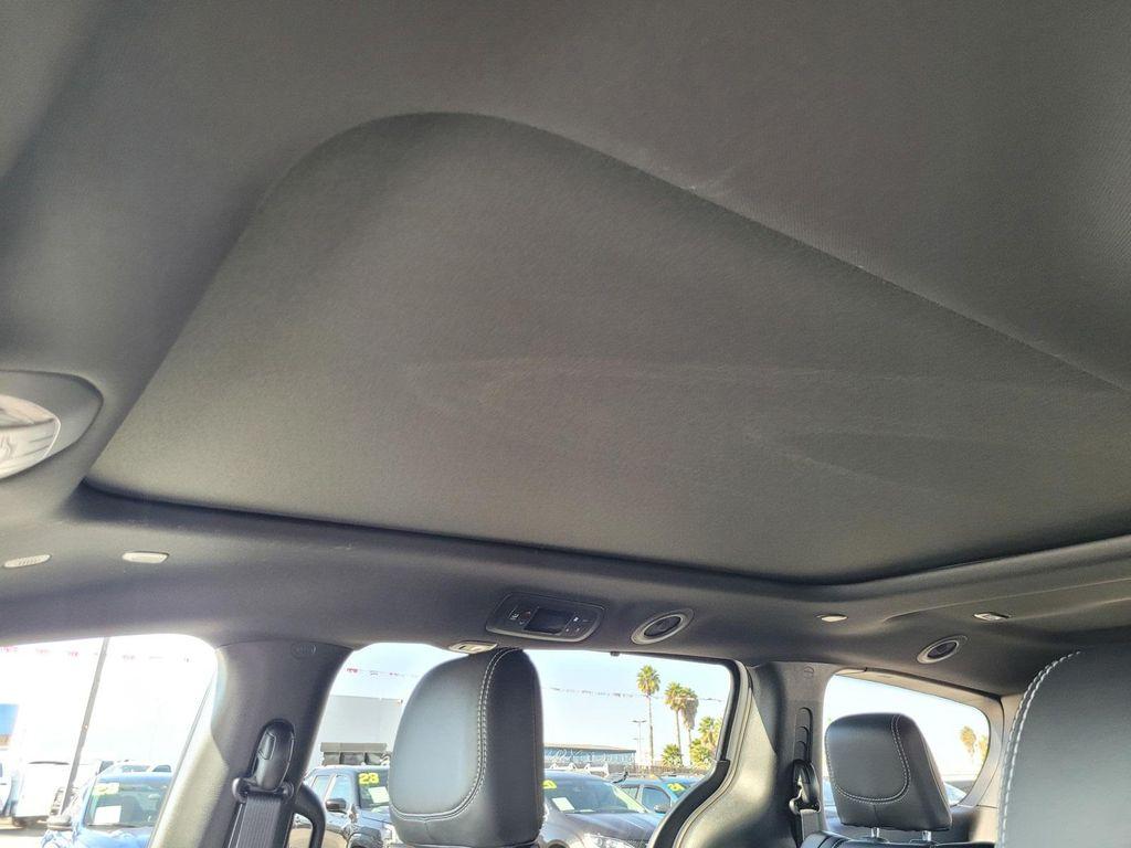 new 2026 Chrysler Pacifica car, priced at $46,485