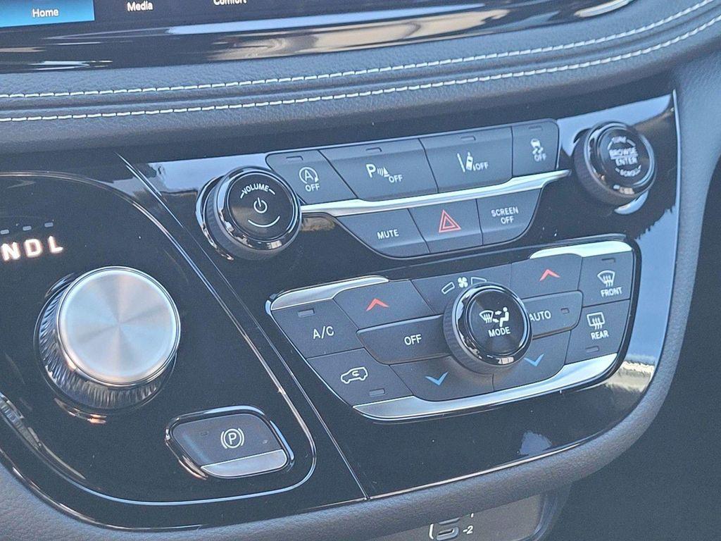 new 2026 Chrysler Pacifica car, priced at $46,485