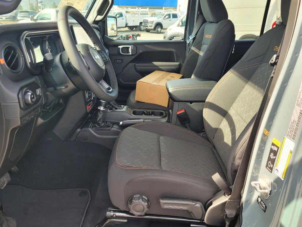 new 2026 Jeep Gladiator car, priced at $48,341