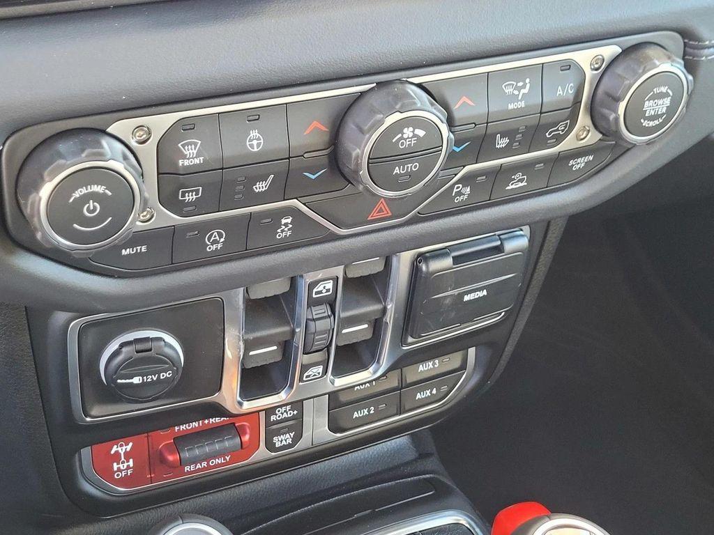 new 2026 Jeep Wrangler car, priced at $59,471