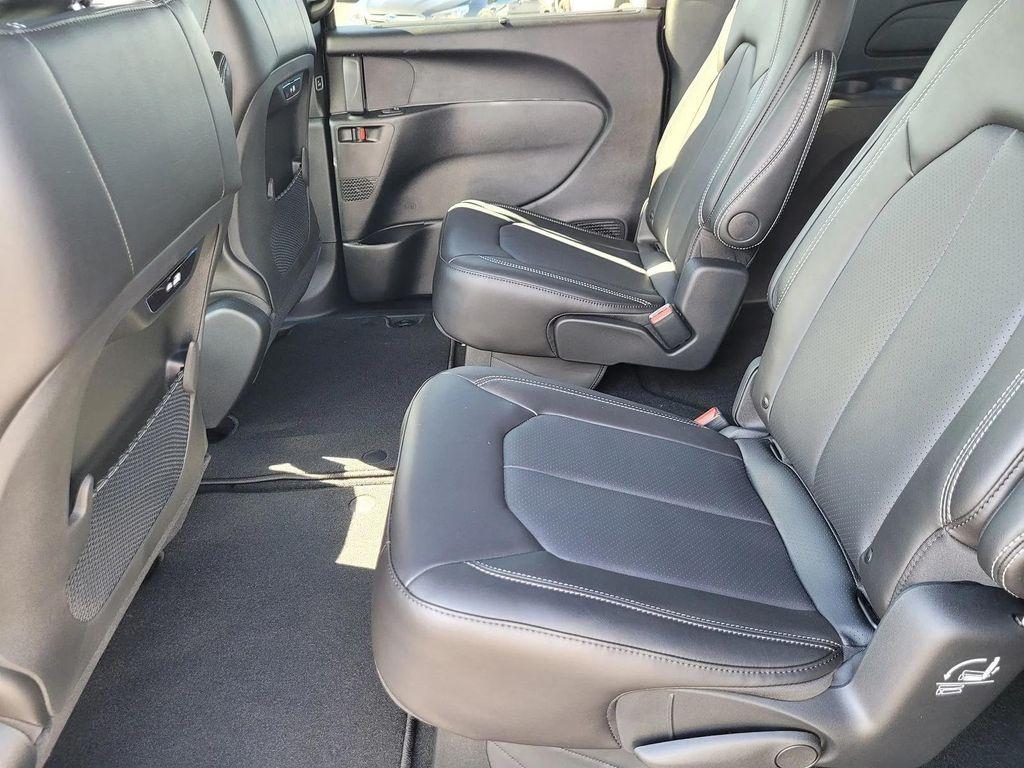 new 2026 Chrysler Pacifica car, priced at $39,141