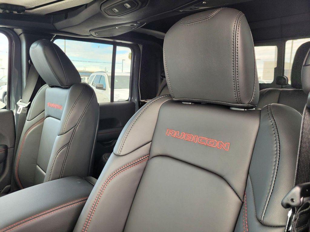 new 2026 Jeep Gladiator car, priced at $65,360