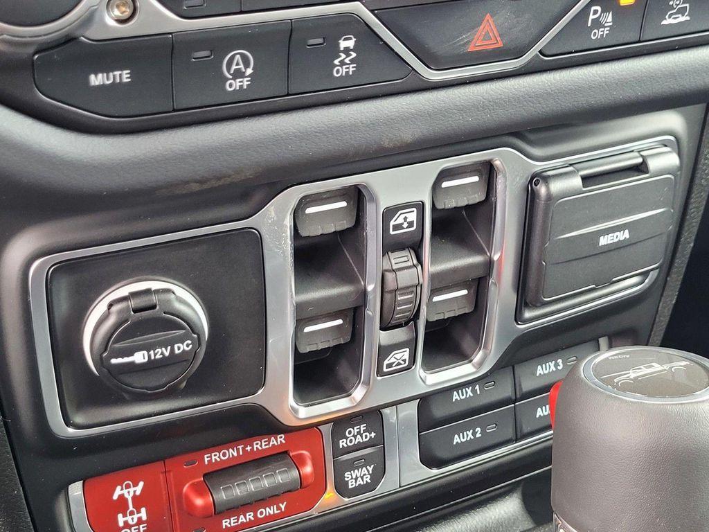 new 2026 Jeep Gladiator car, priced at $65,360