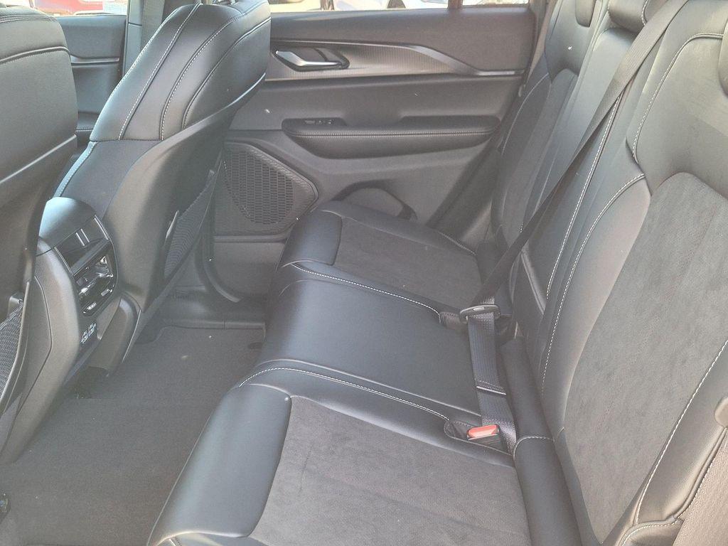 new 2025 Jeep Grand Cherokee car, priced at $43,745