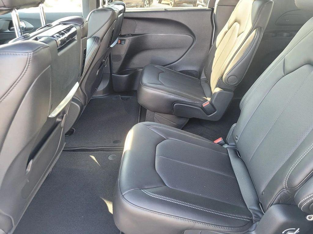 new 2026 Chrysler Pacifica car, priced at $42,136