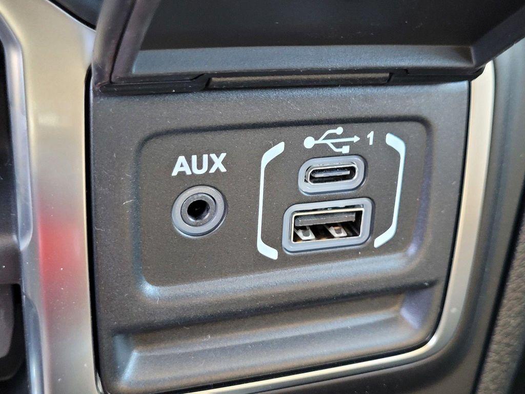 new 2026 Jeep Gladiator car, priced at $44,770