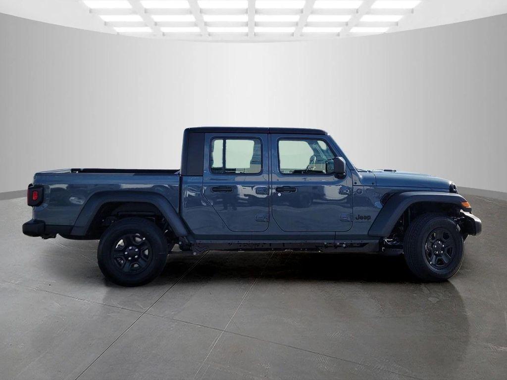 new 2026 Jeep Gladiator car, priced at $37,271