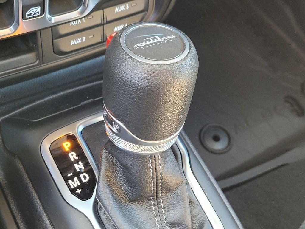 new 2026 Jeep Gladiator car, priced at $44,770