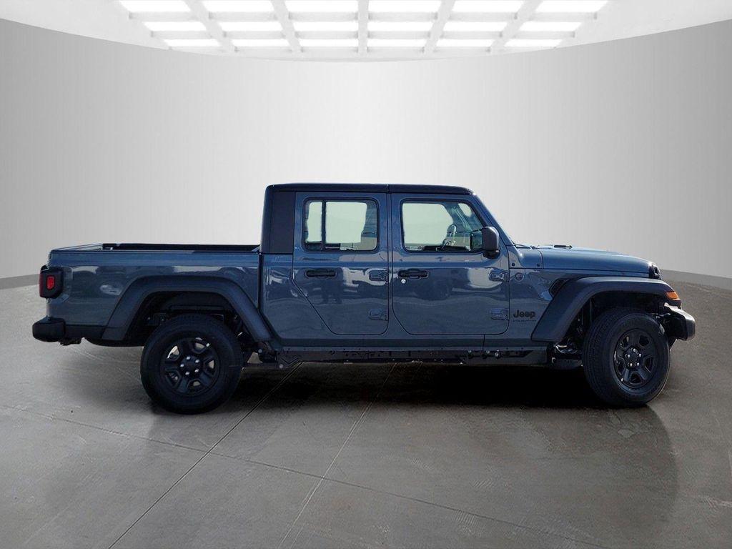 new 2026 Jeep Gladiator car, priced at $44,770