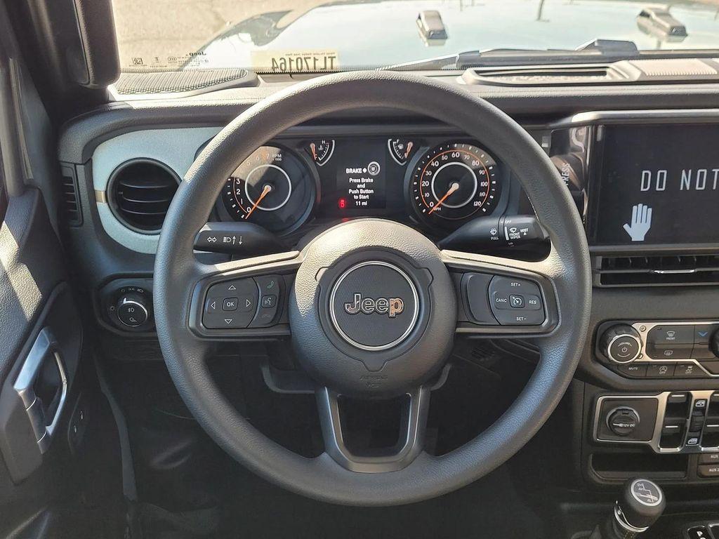 new 2026 Jeep Gladiator car, priced at $37,271