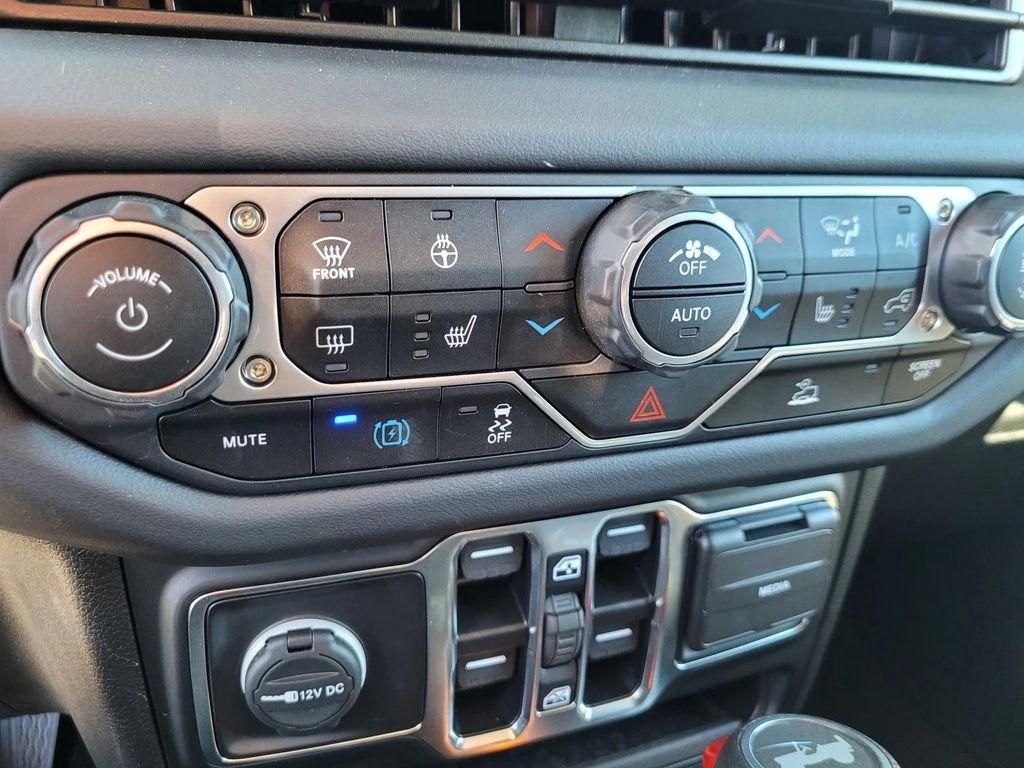 used 2025 Jeep Wrangler 4xe car, priced at $32,500