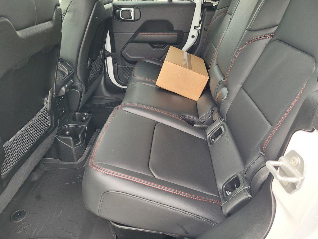 new 2026 Jeep Gladiator car, priced at $63,515