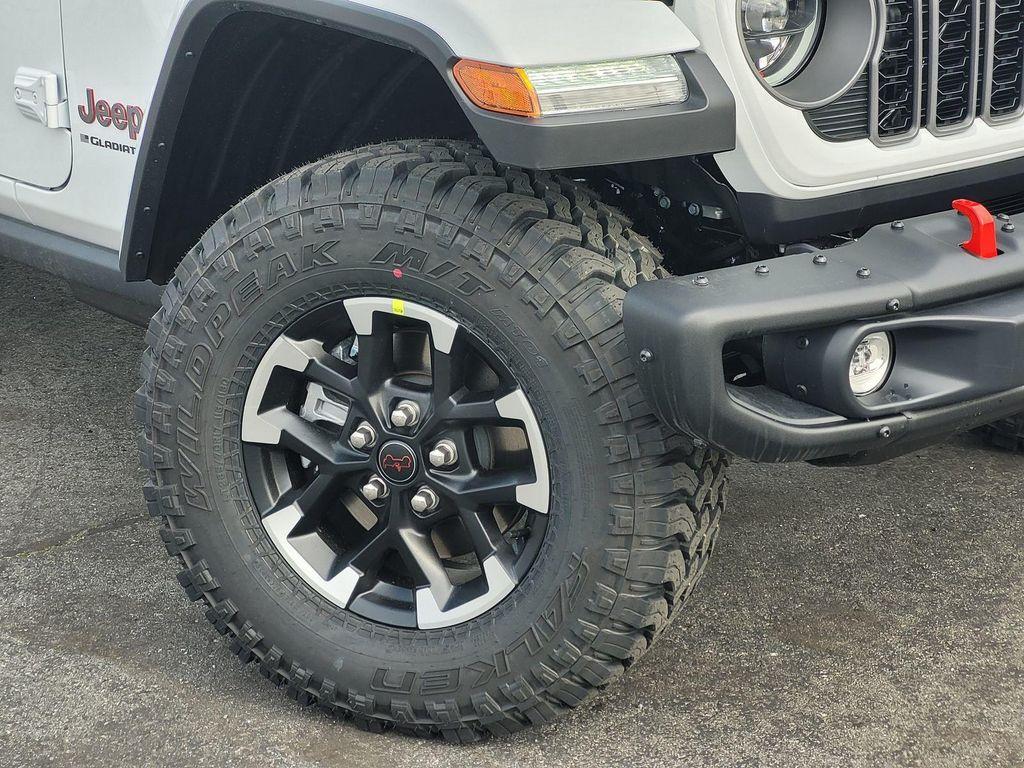 new 2026 Jeep Gladiator car, priced at $63,515