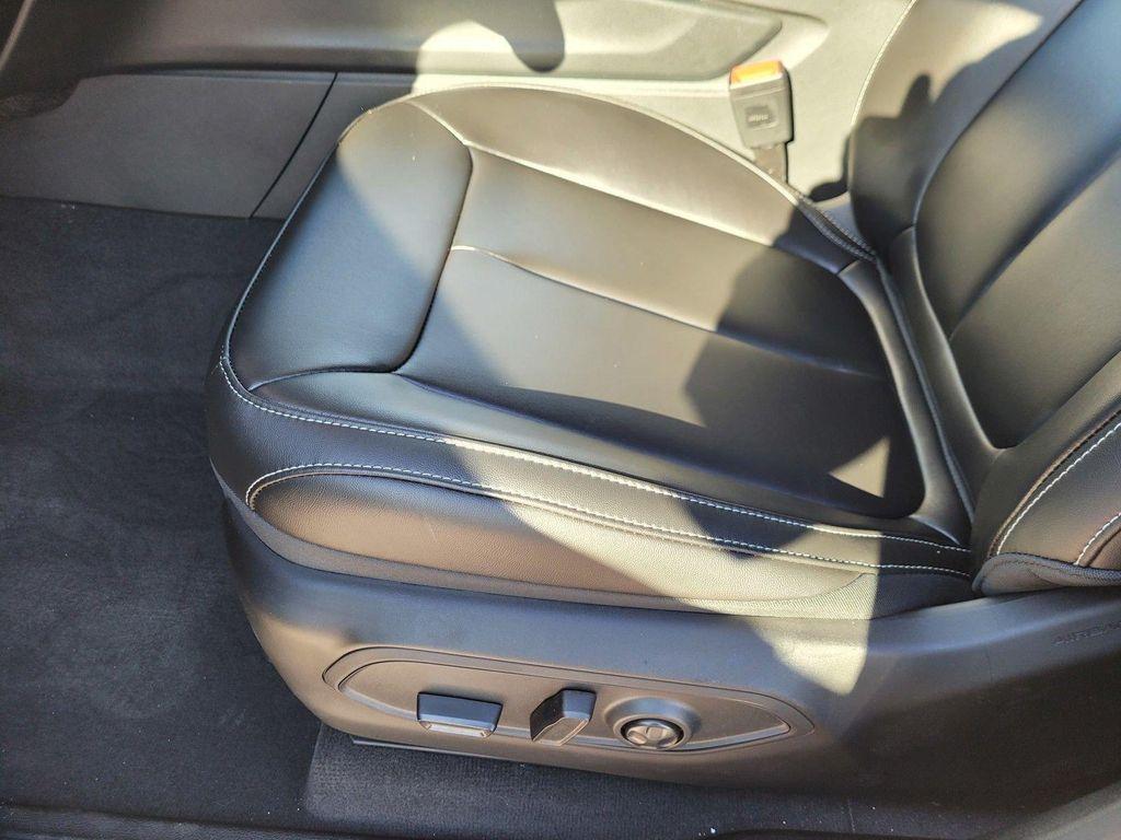 new 2026 Jeep Grand Cherokee car, priced at $44,080