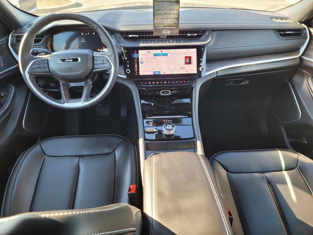 new 2026 Jeep Grand Cherokee car, priced at $44,080