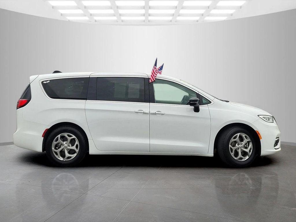 used 2024 Chrysler Pacifica car, priced at $30,500