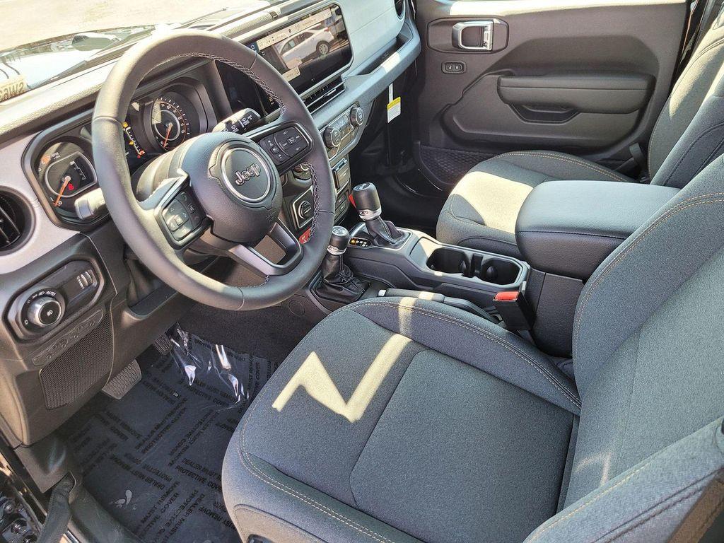 new 2025 Jeep Wrangler car, priced at $46,995