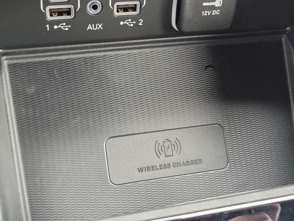 new 2025 Jeep Grand Cherokee car, priced at $49,995