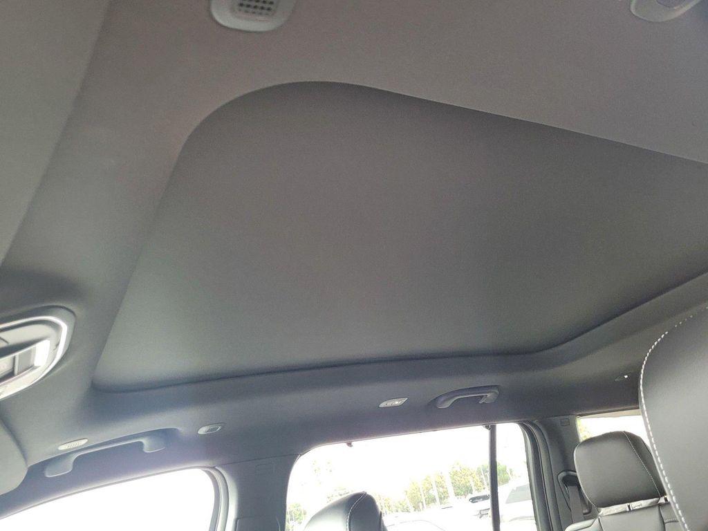 new 2025 Jeep Grand Cherokee L car, priced at $50,995