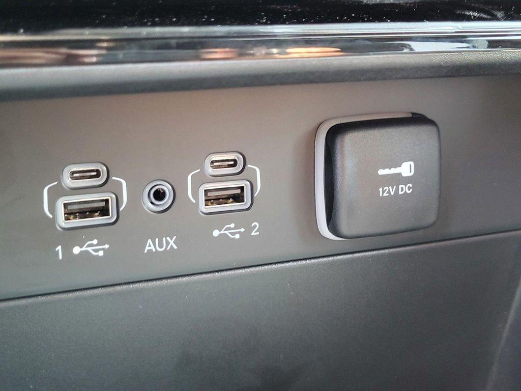 new 2026 Jeep Grand Cherokee L car, priced at $45,905