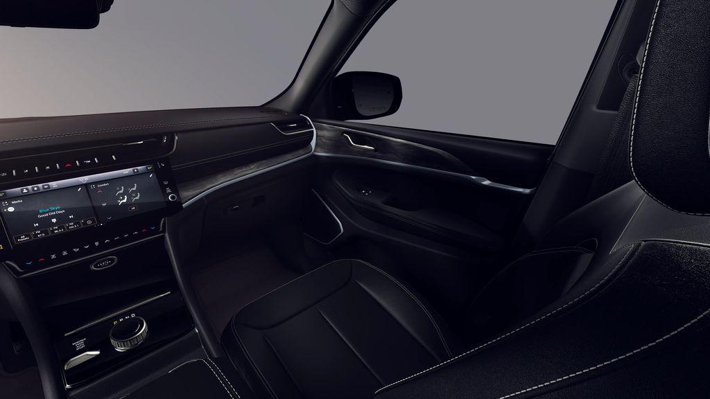 new 2026 Jeep Grand Cherokee L car, priced at $52,405