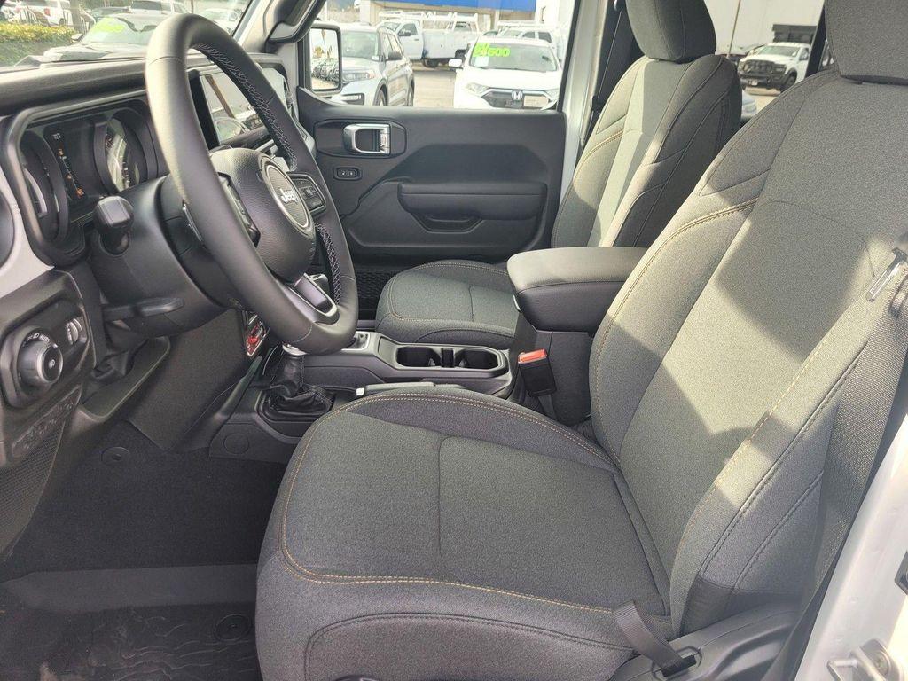 new 2026 Jeep Wrangler car, priced at $47,986