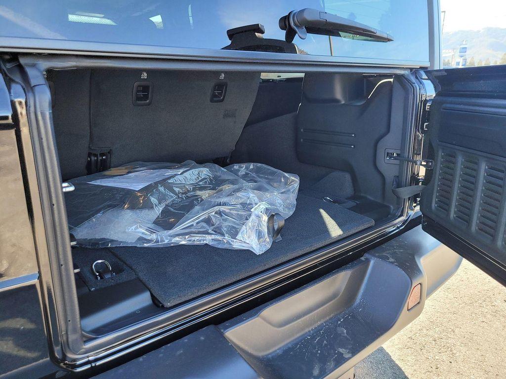 new 2026 Jeep Wrangler car, priced at $47,495