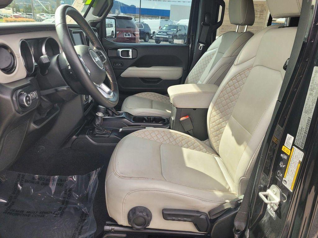 used 2021 Jeep Gladiator car, priced at $28,226