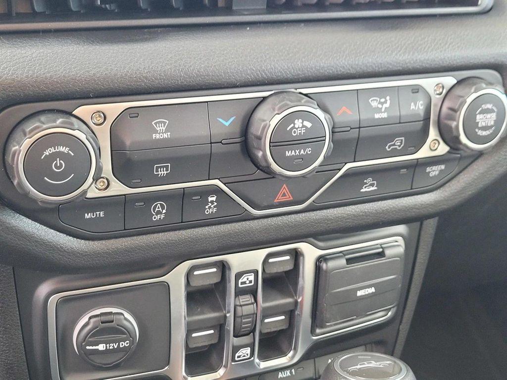new 2026 Jeep Gladiator car, priced at $36,676