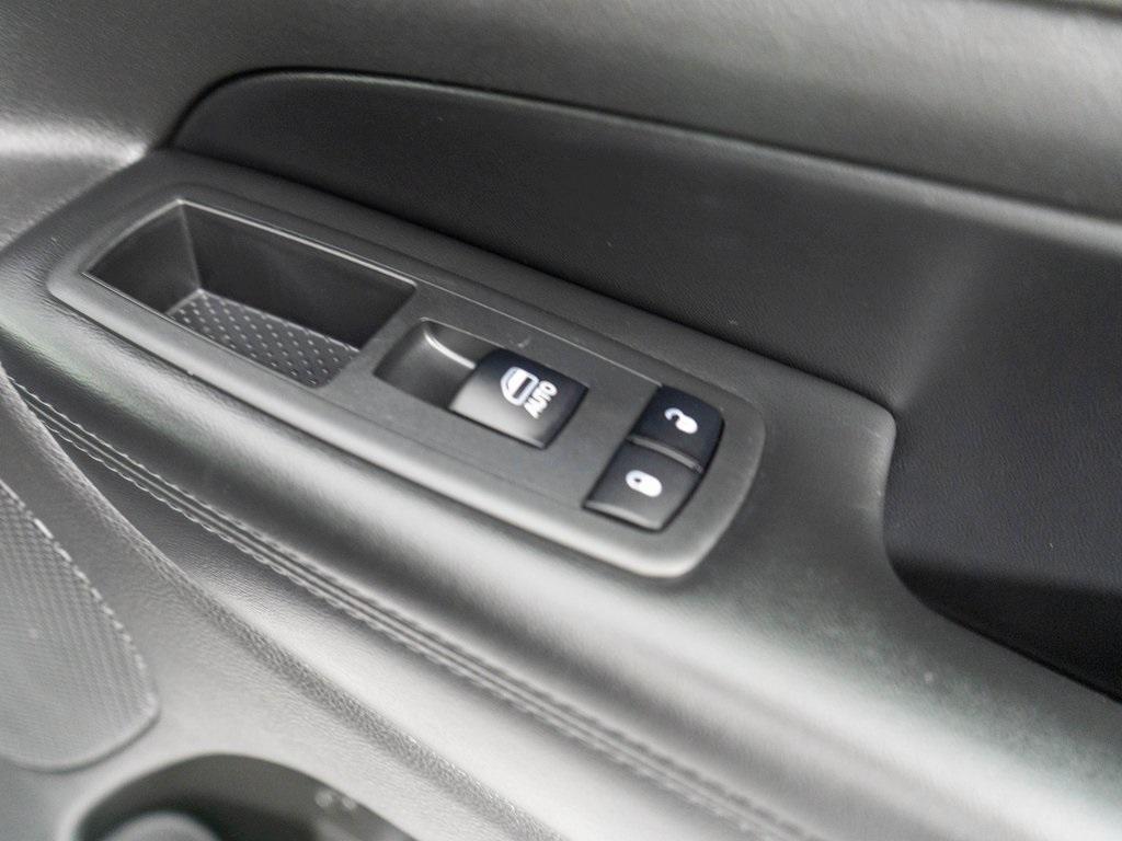 used 2018 Jeep Grand Cherokee car, priced at $13,669